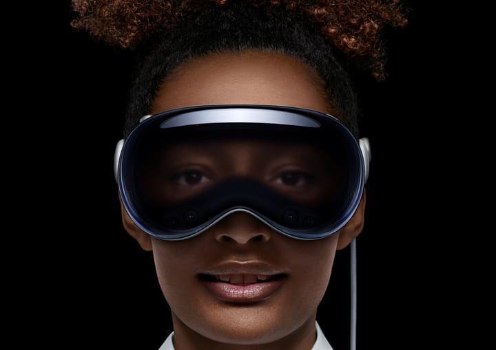 Apple Vision Pro: Marketing Failure or Smash Hit?